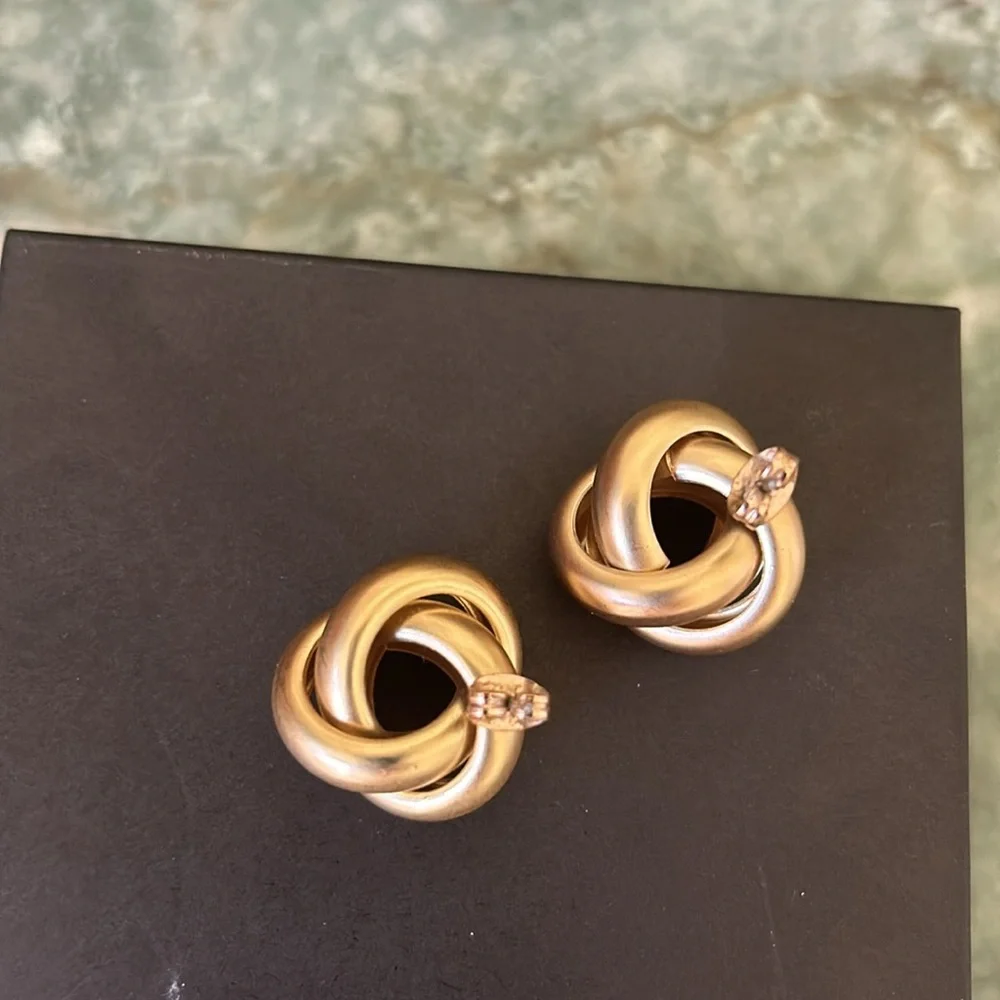 Anthropologie good earrings - Picture 3 of 4